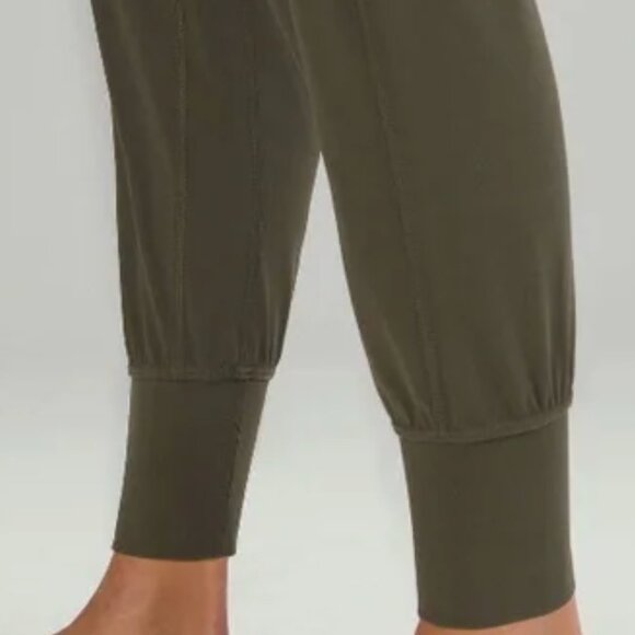 Lululemon Align High Rise Jogger - Dark Olive - Full Length - 10 - Picture 4 of 13